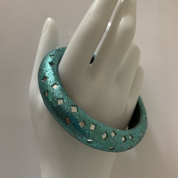 Turquoise Bangle Wrist Bracelet with 83 Mirror Silver Cuts Slip On - Picture 1 of 3